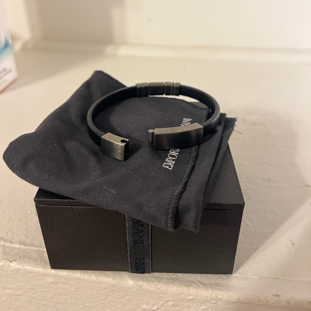 Emporio Armani Black Leather strap Bracelet - Picture 5 of 10